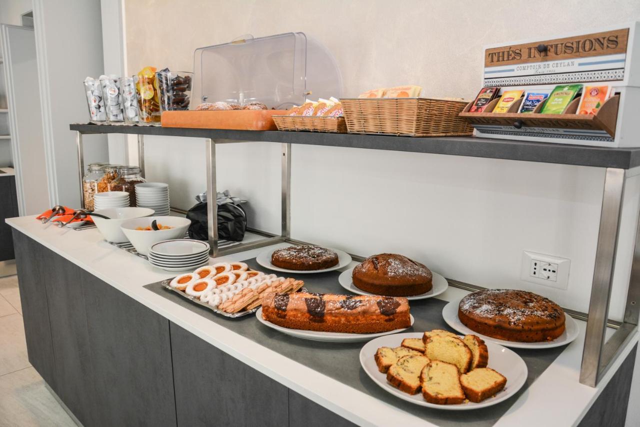 Hotel Aurora Torbole 3*