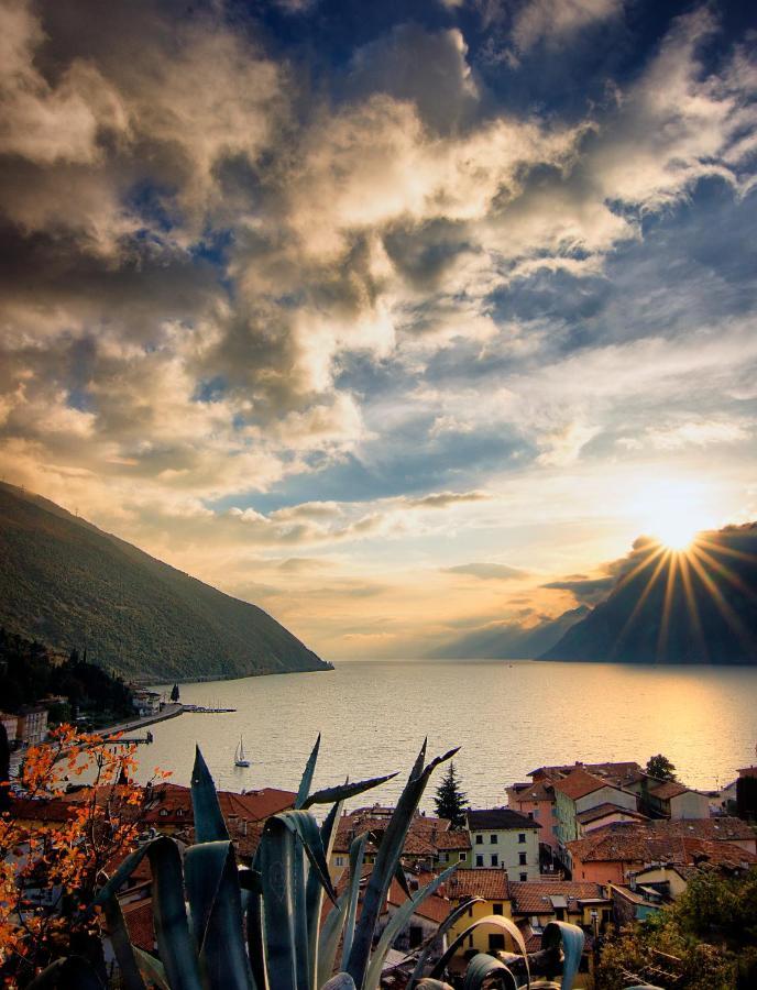 Hotel Aurora & Torbole Sul Garda