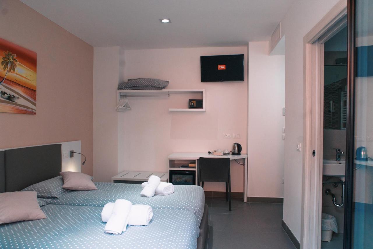Hotel Aurora Torbole 3*
